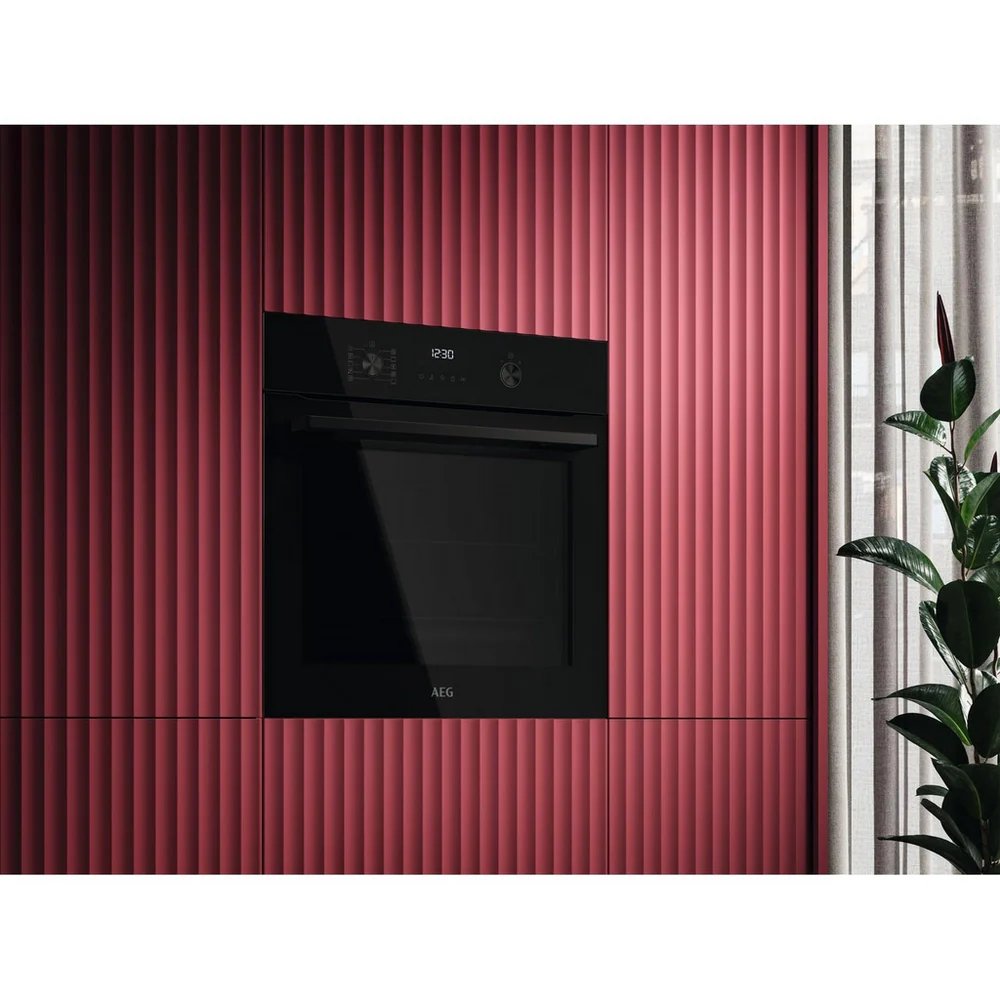 AEG OU5PB40XK 5000 Series Built-In Electric Single Oven - Black - Image 3