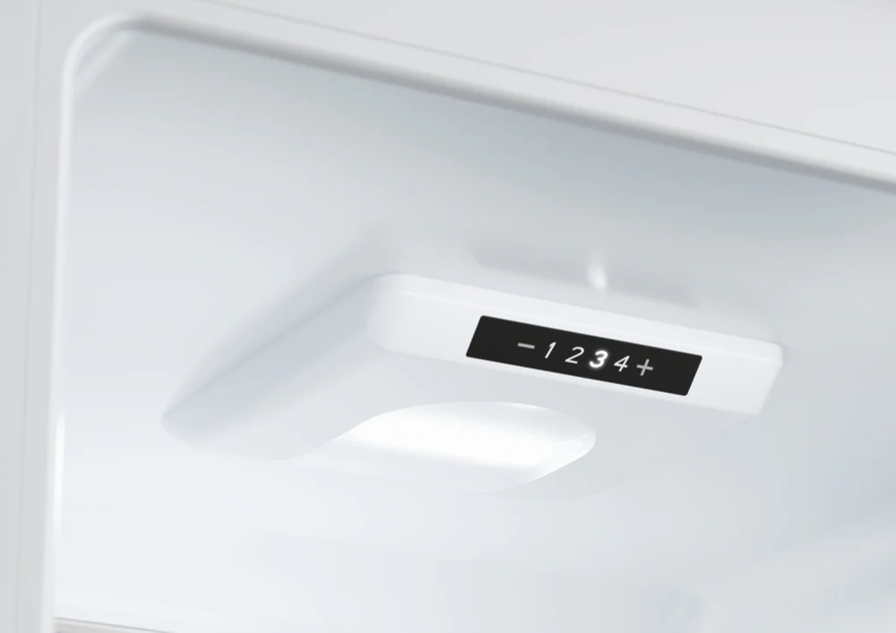 Candy CB50S518EK Integrated 50/50 Fridge Freezer - Image 4