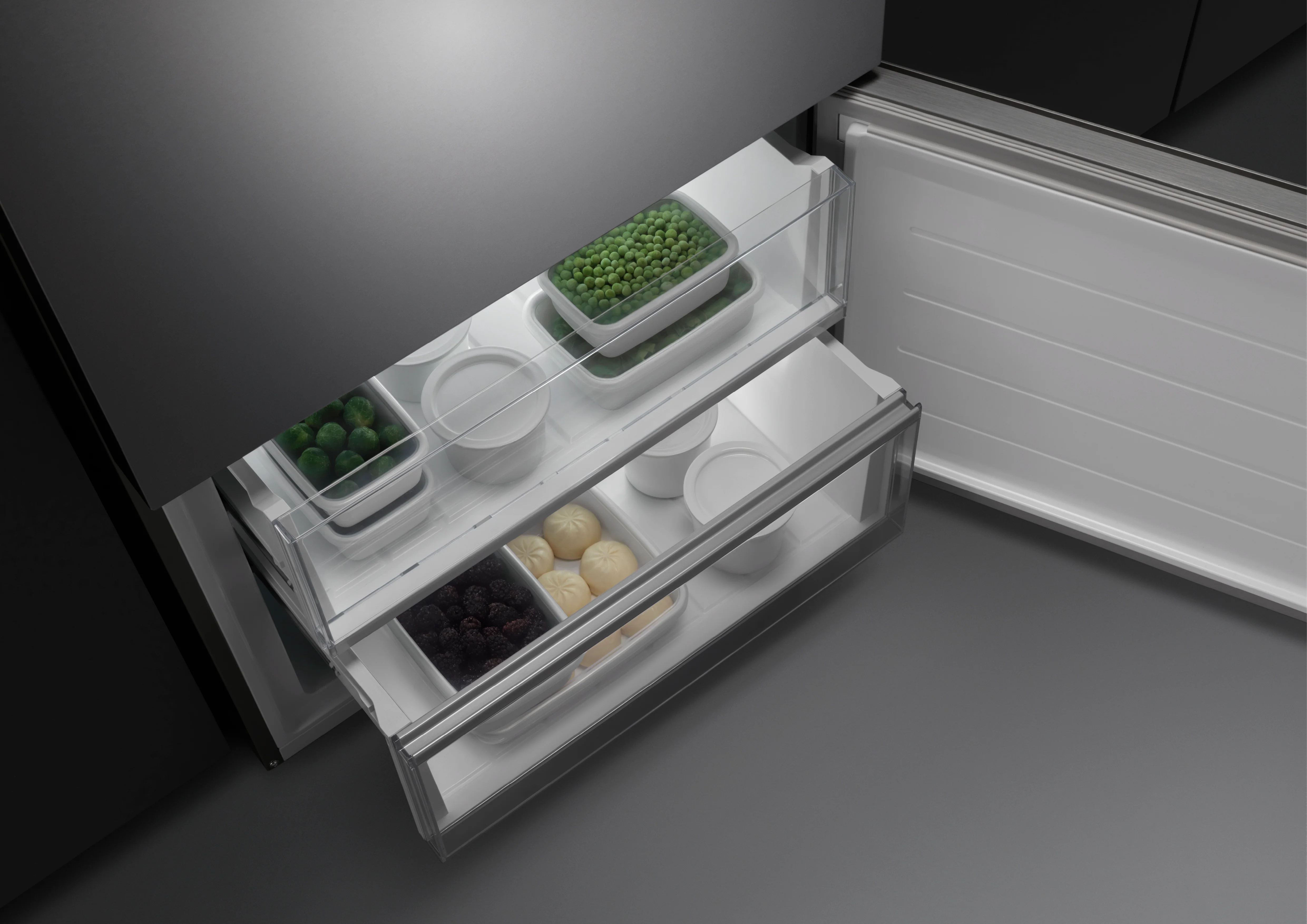 Fisher & Paykel Series 5 RF505BRNQX1 Freestanding Fridge Freezer - Image 6