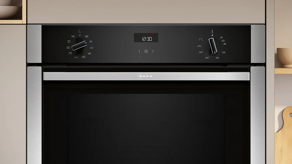 Neff B3ACE4AN3B Built In Electric Single Oven - Image 2