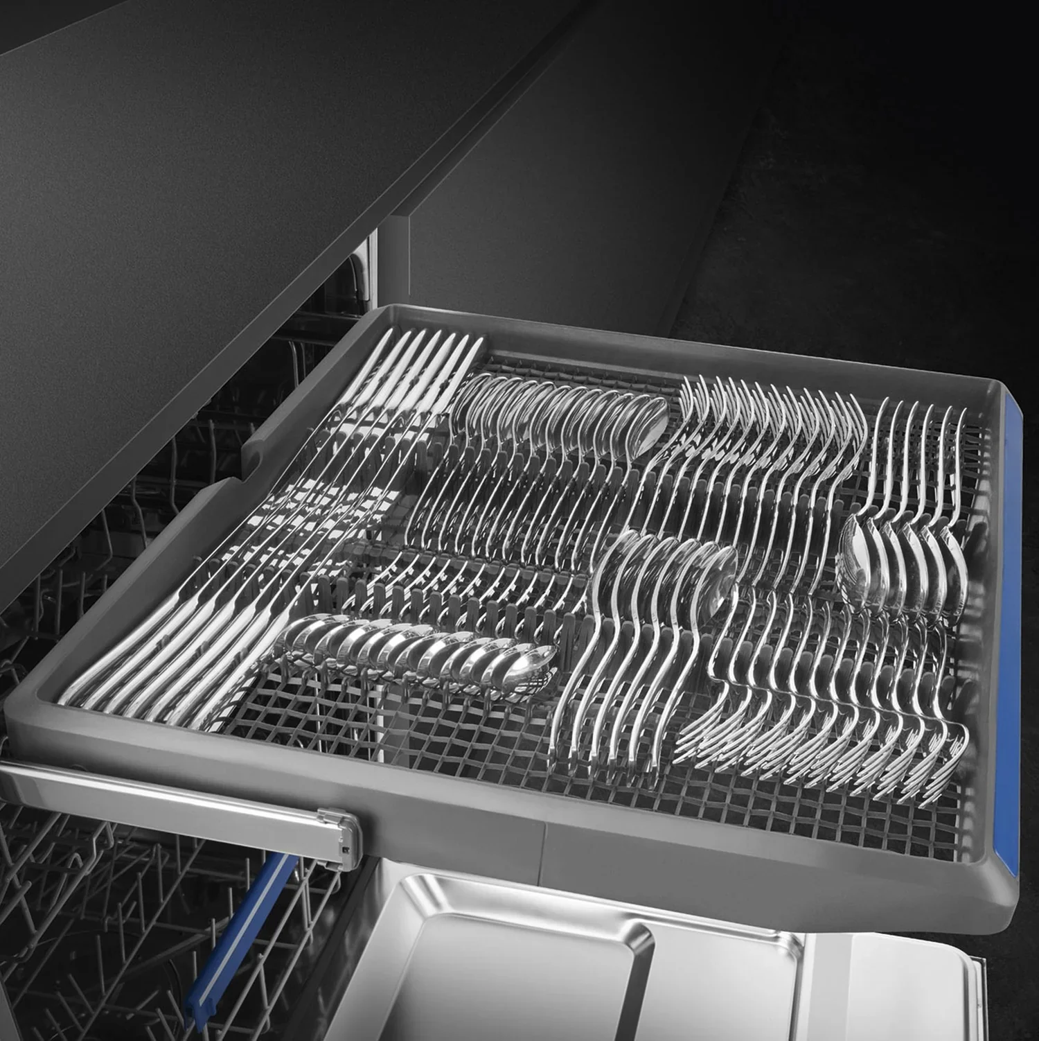 Smeg DI362DQ Full Size Integrated Dishwasher - Image 3