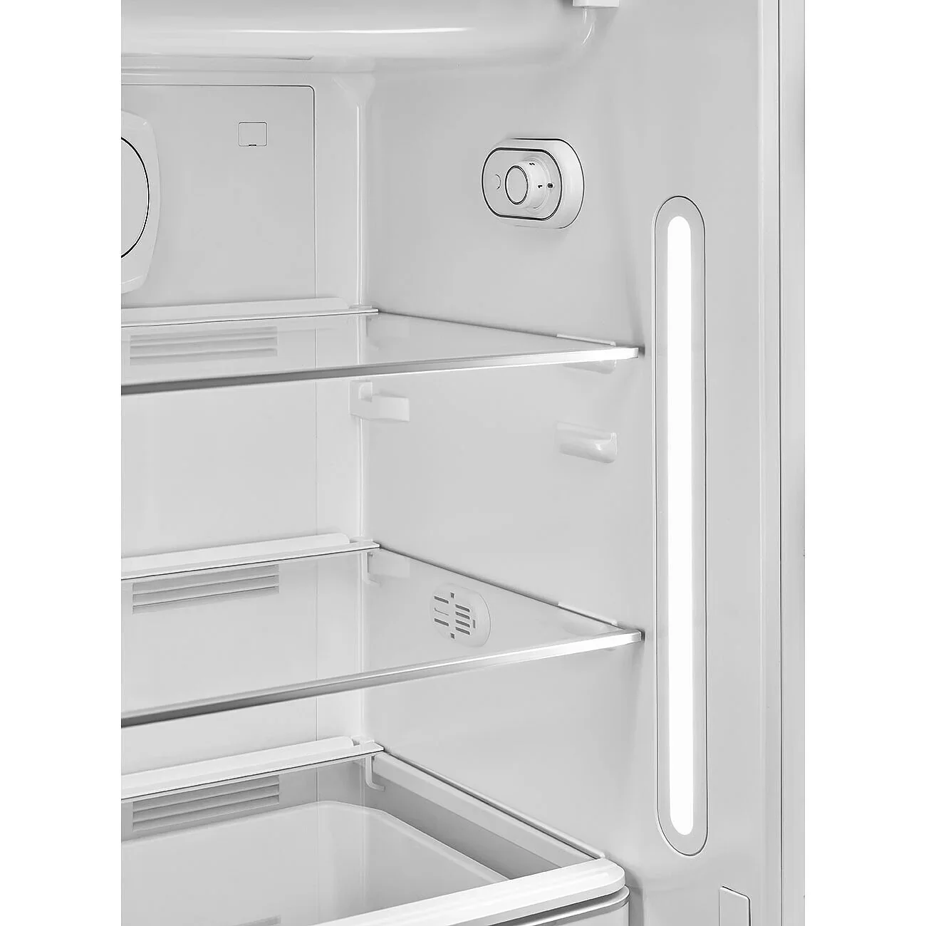 Smeg FAB28RDSA6 50's Style Right Hand Hinge Retro Tall Fridge with Ice Box - Image 3