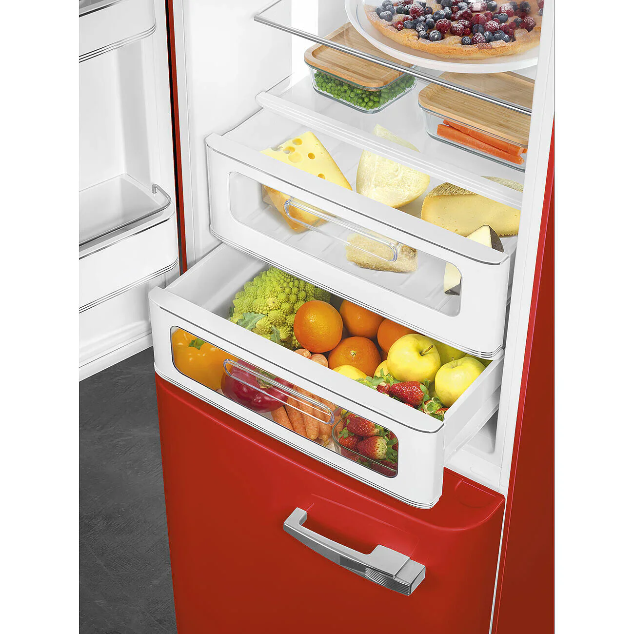 Smeg FAB32LRD6UK 50's Style Left Hand Hinge Retro Fridge Freezer - Image 4