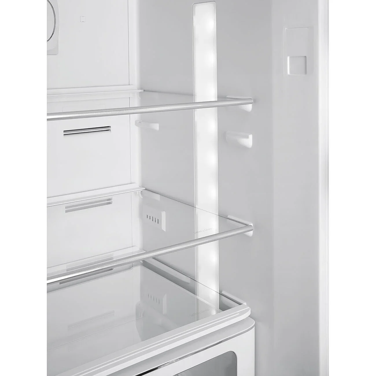 Smeg FAB32RPB6UK 50's Style Right Hand Hinge Retro Fridge Freezer - Image 2
