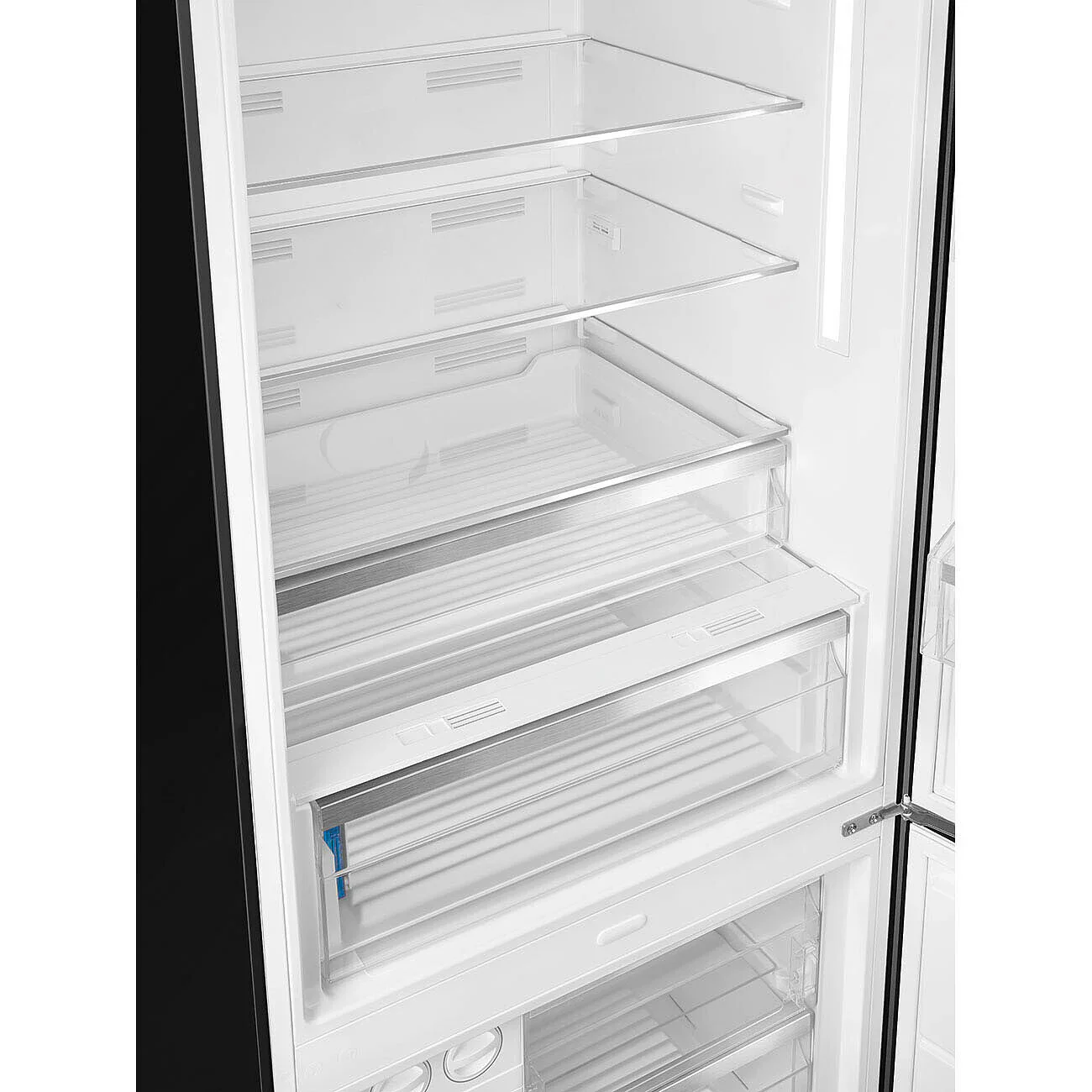 Smeg FAB38RBL6 50's Style Right Hand Hinge Retro Fridge Freezer - Image 3
